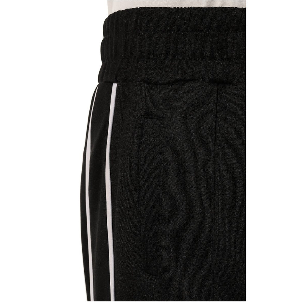 comme des fuckdown - cfabm-00095-nero